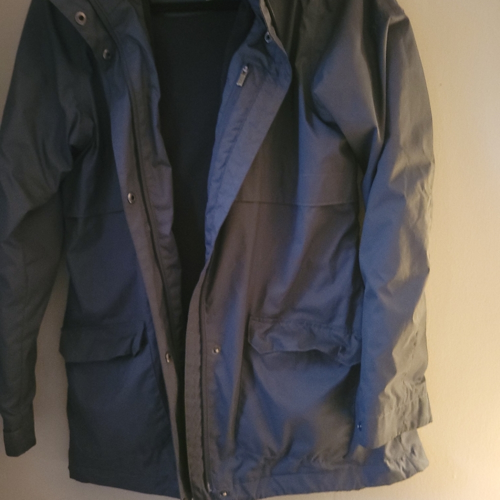 Rainjacket - image 3